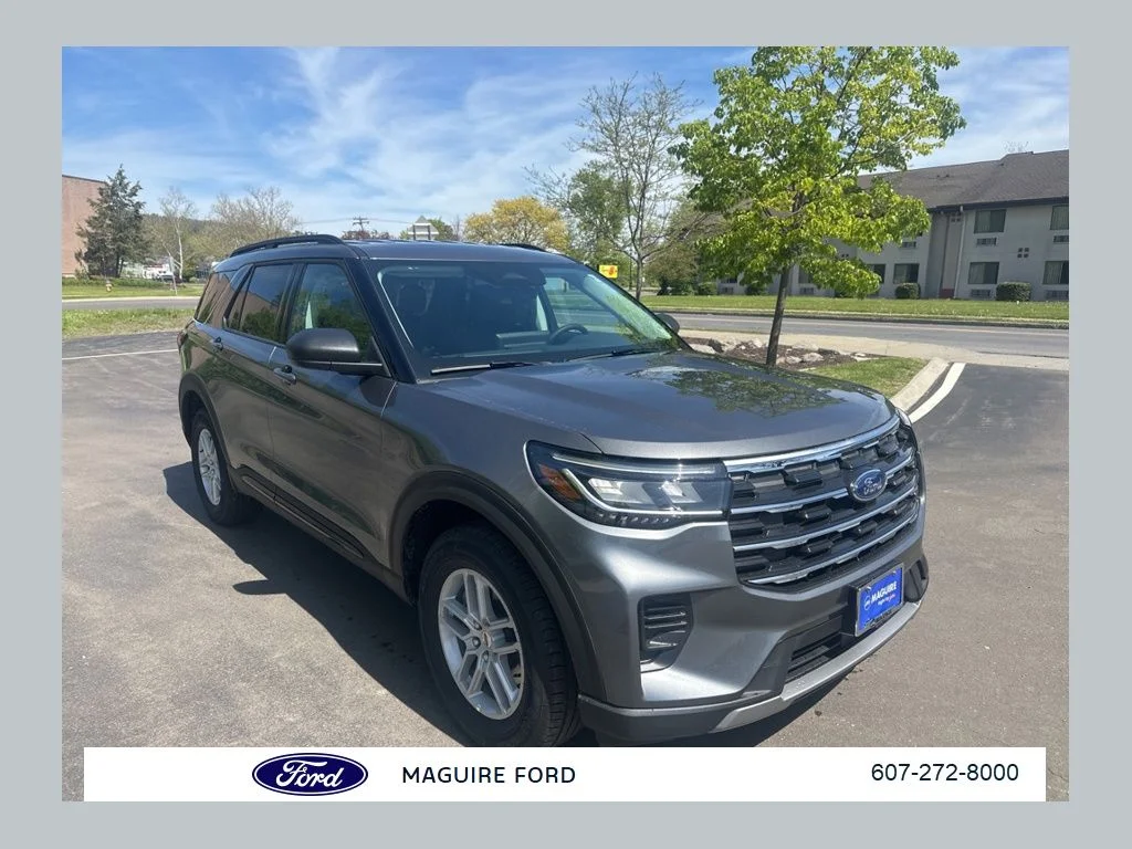 2026 Ford Explorer Active 4WD's photo