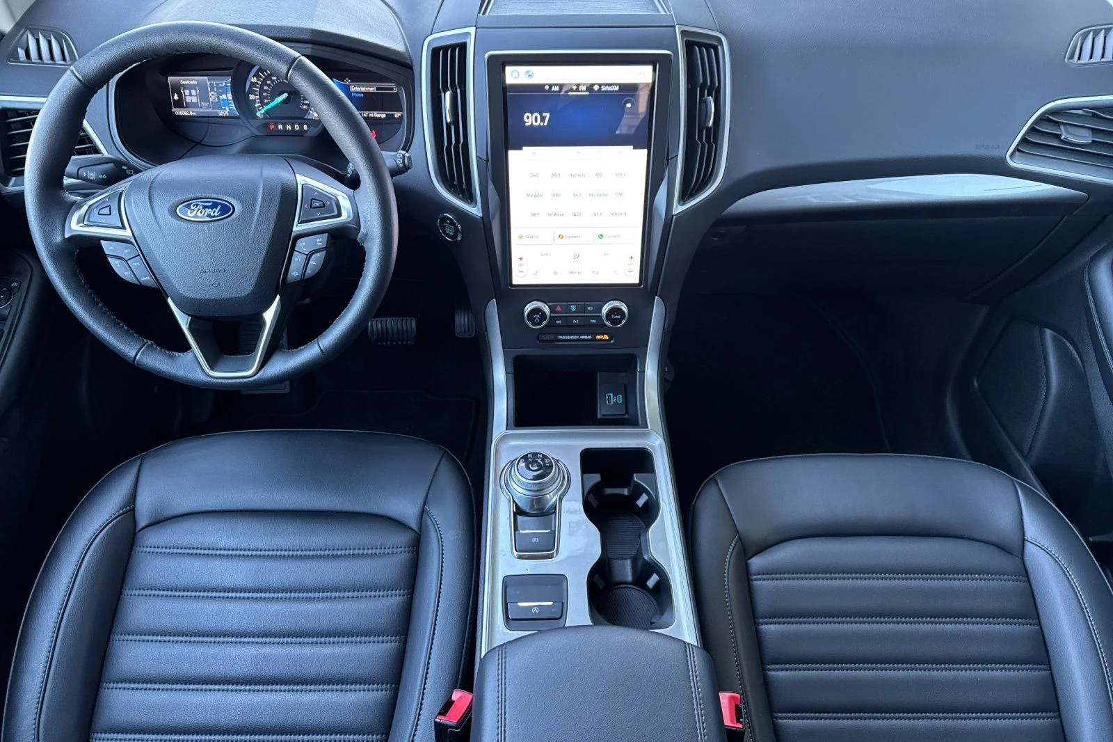 2024 Ford Edge SEL - Photo 10