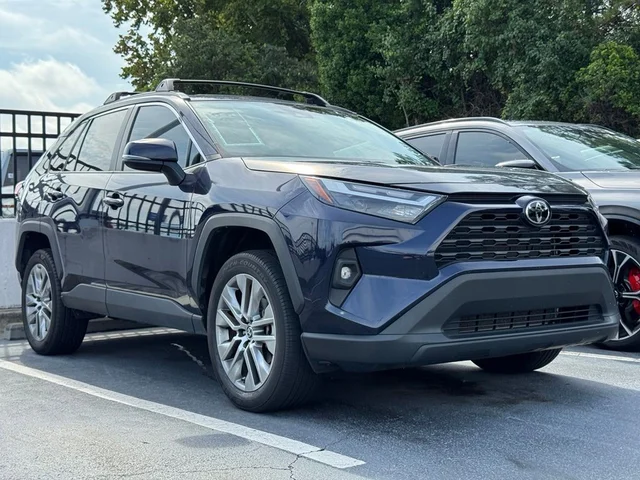 2022 Toyota RAV4 XLE Premium