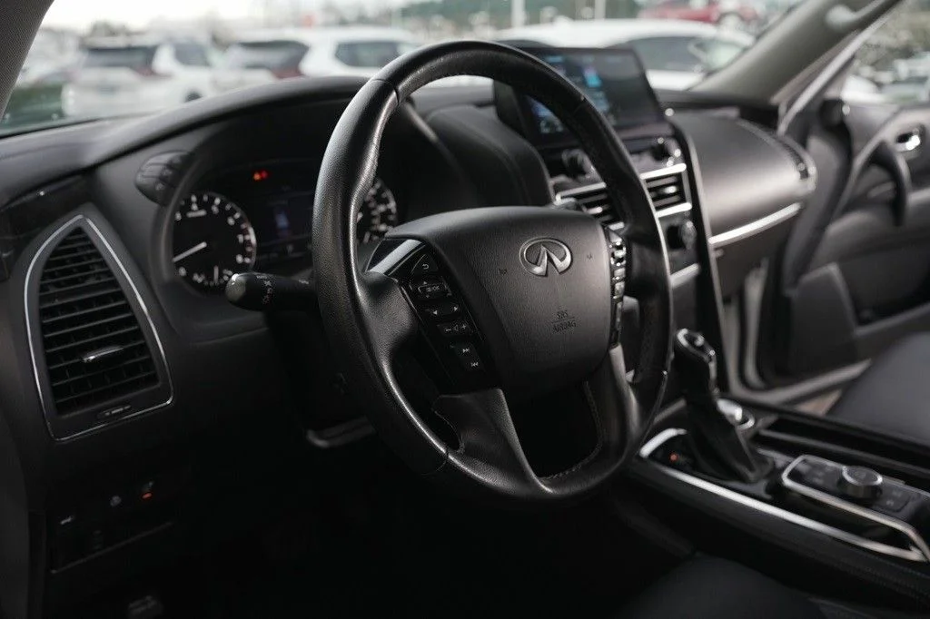 Used 2024 Moonstone White INFINITI LUXE image 16
