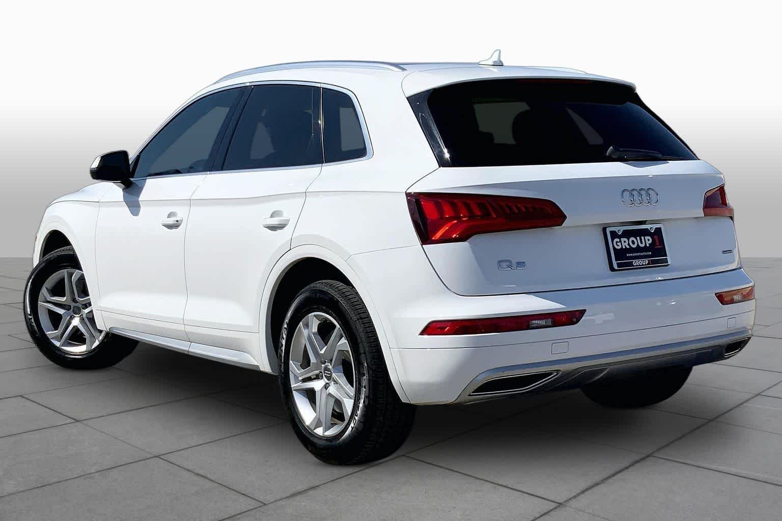 Used 2019 Ibis White Audi Premium image 12