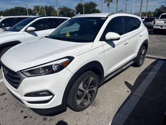 Used 2018 Dazzling White Hyundai Sport image 1