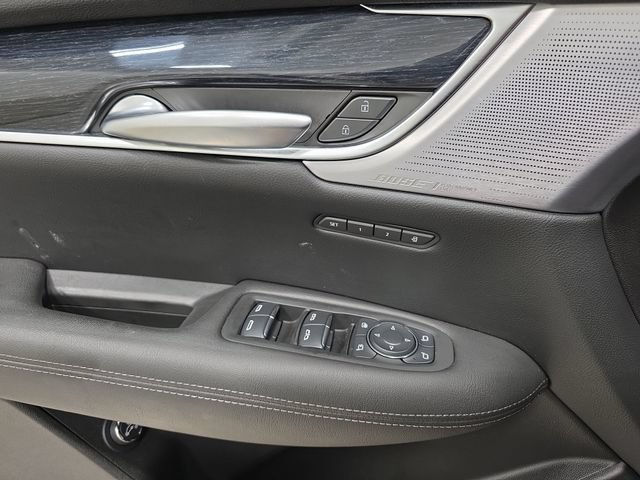 Certified Used 2024 Crystal White Tricoat Cadillac Premium Luxury image 25
