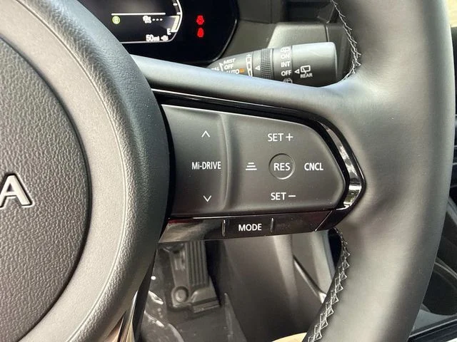 New 2026 Rhodium White Metallic Mazda 2.5 S Preferred AWD image 32