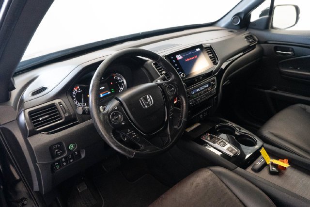 Used 2022 Black Honda Black Edition image 7