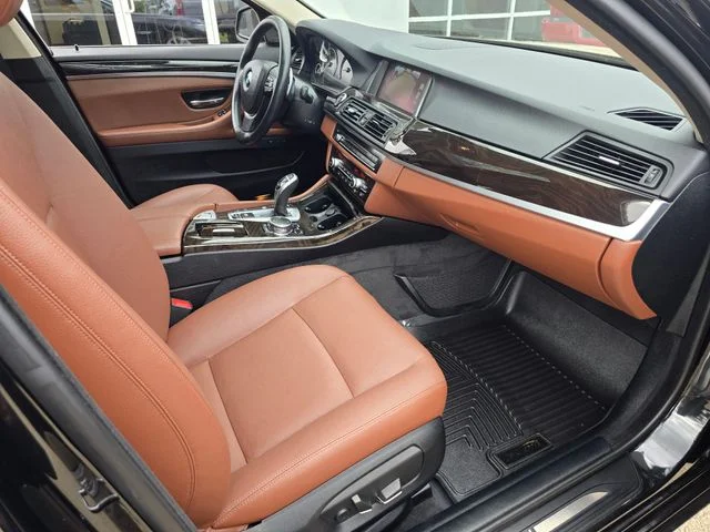 Used 2016 Black BMW 535i xDrive image 33