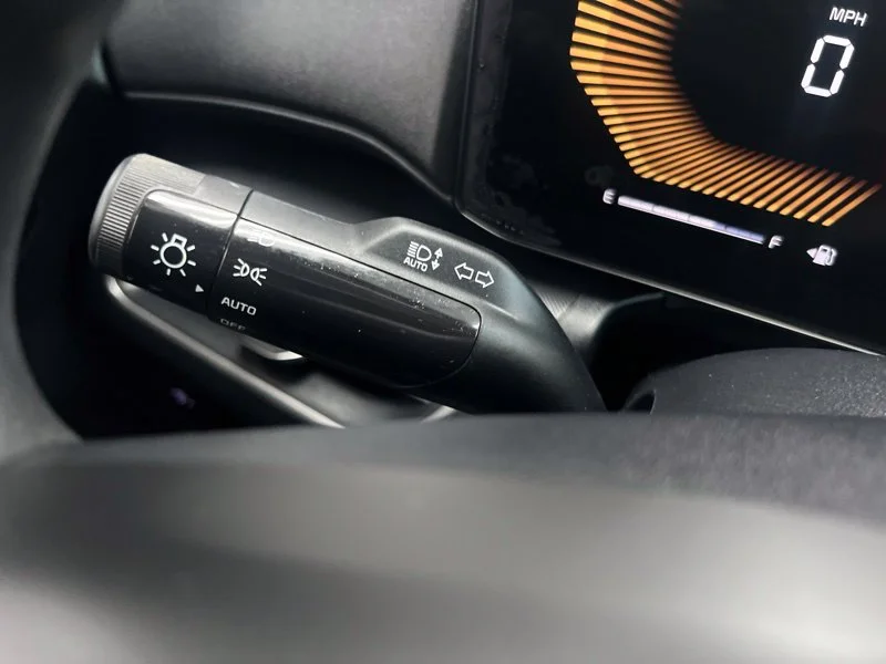 Used 2025 Black Kia LXS image 19