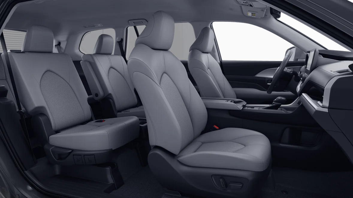New 2026 Wind Chill Pearl Toyota XLE image 28