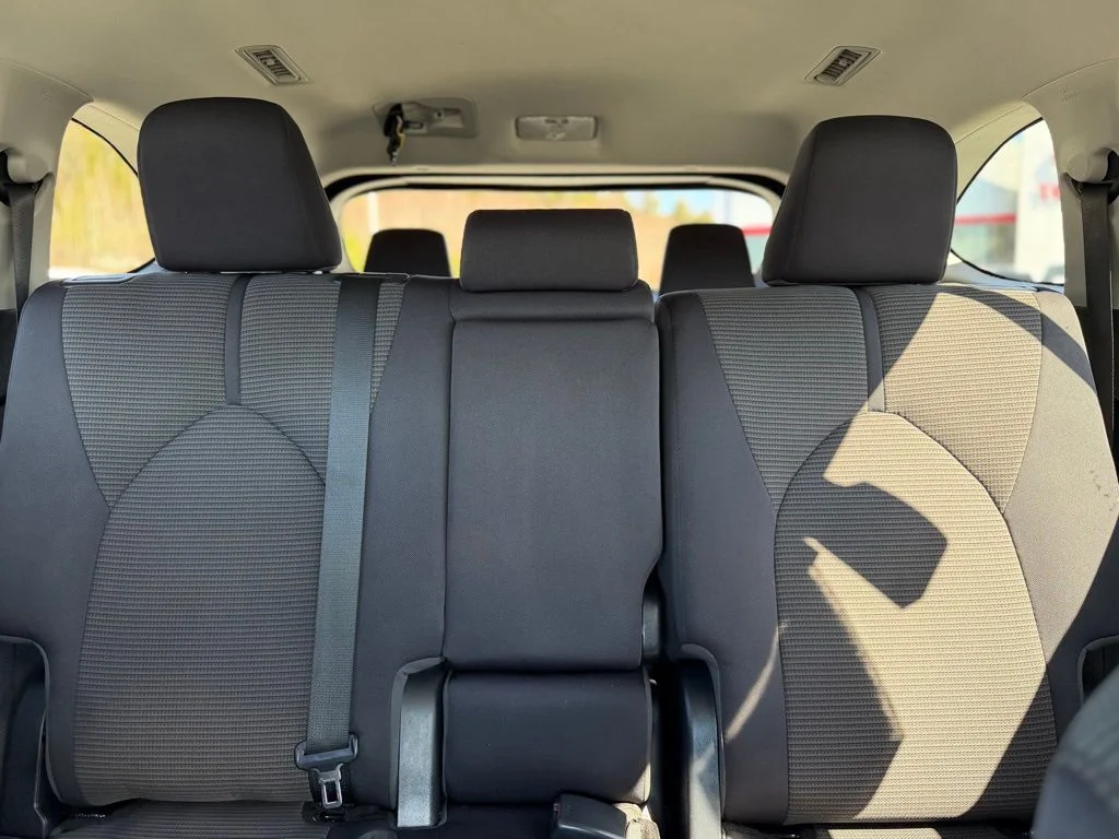 Used 2023 Silver Toyota LE image 29