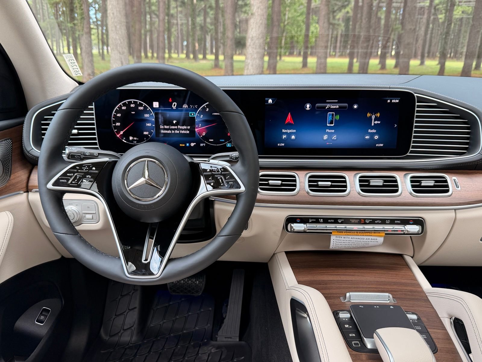 New 2026 Polar White Mercedes-Benz GLS 450 image 3