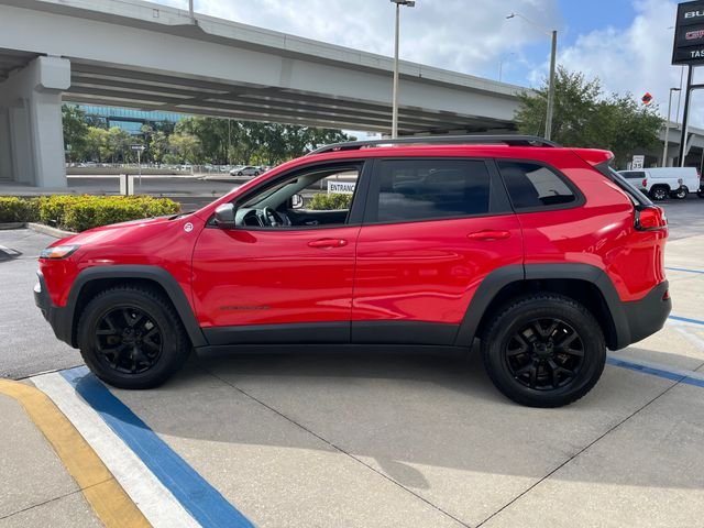 Used 2017 Red Jeep Trailhawk image 4