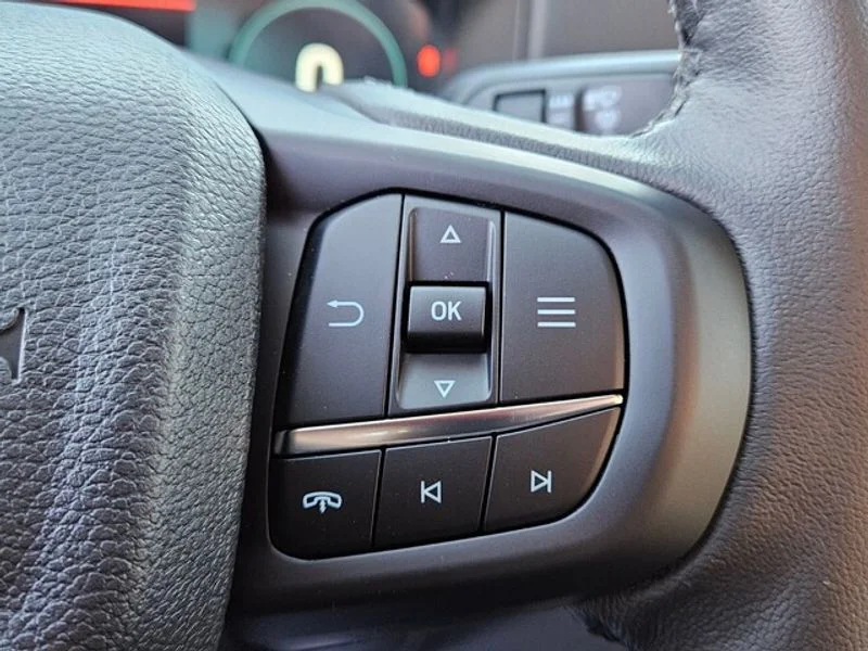 New 2025 Oxford White Ford LARIAT® image 26