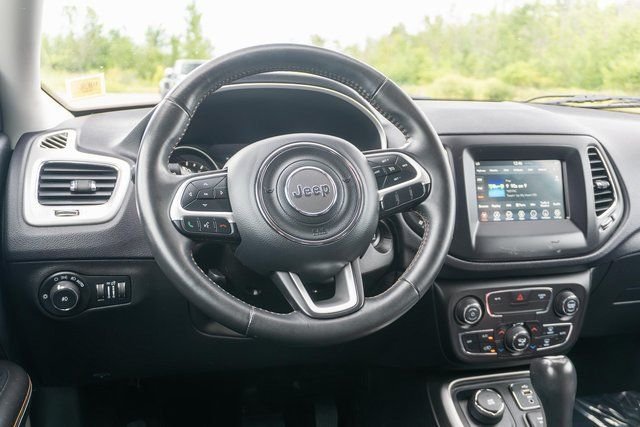 Used 2019 Black Jeep Latitude image 14