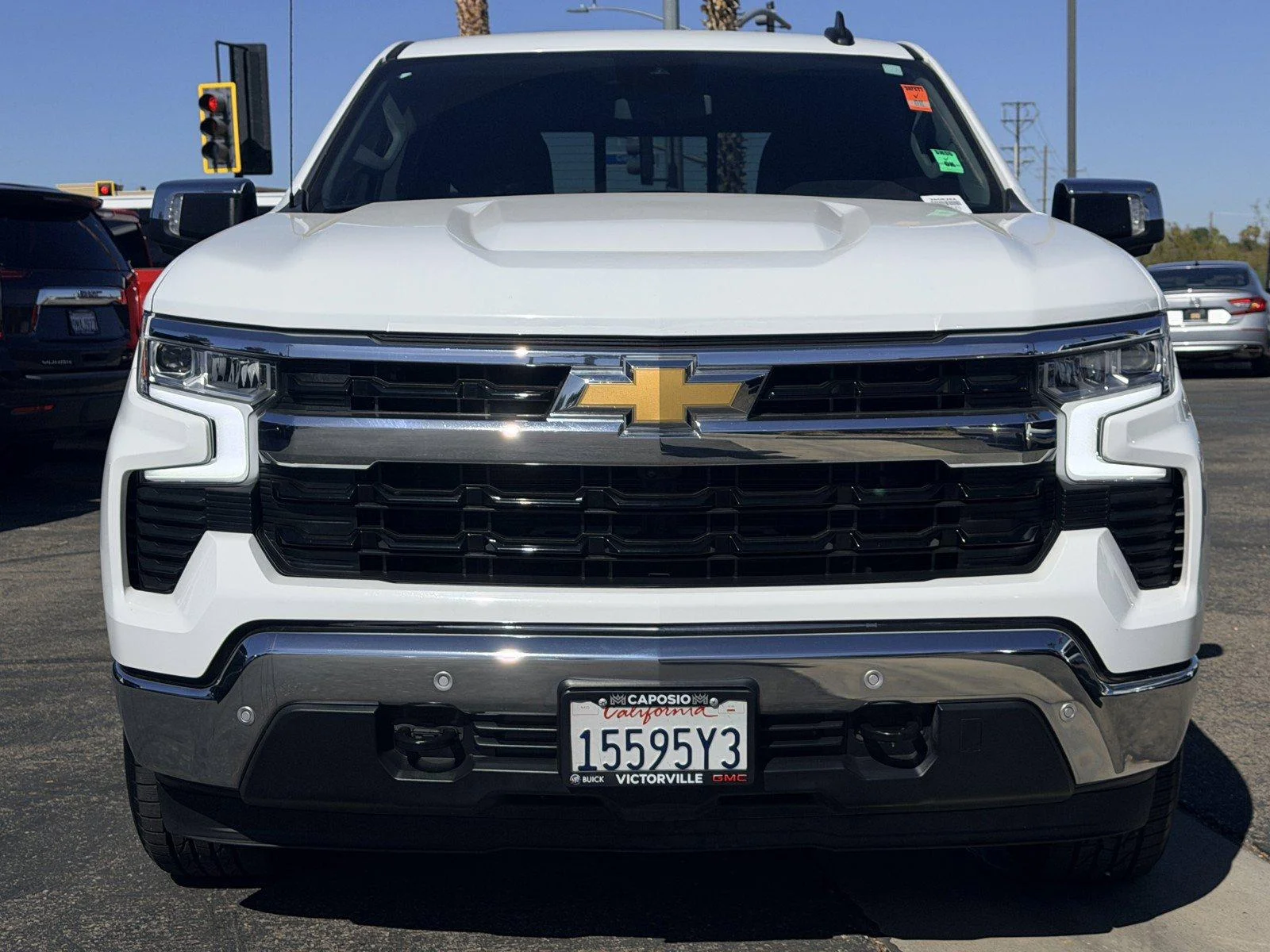 Used 2024 Summit White Chevrolet LT image 2