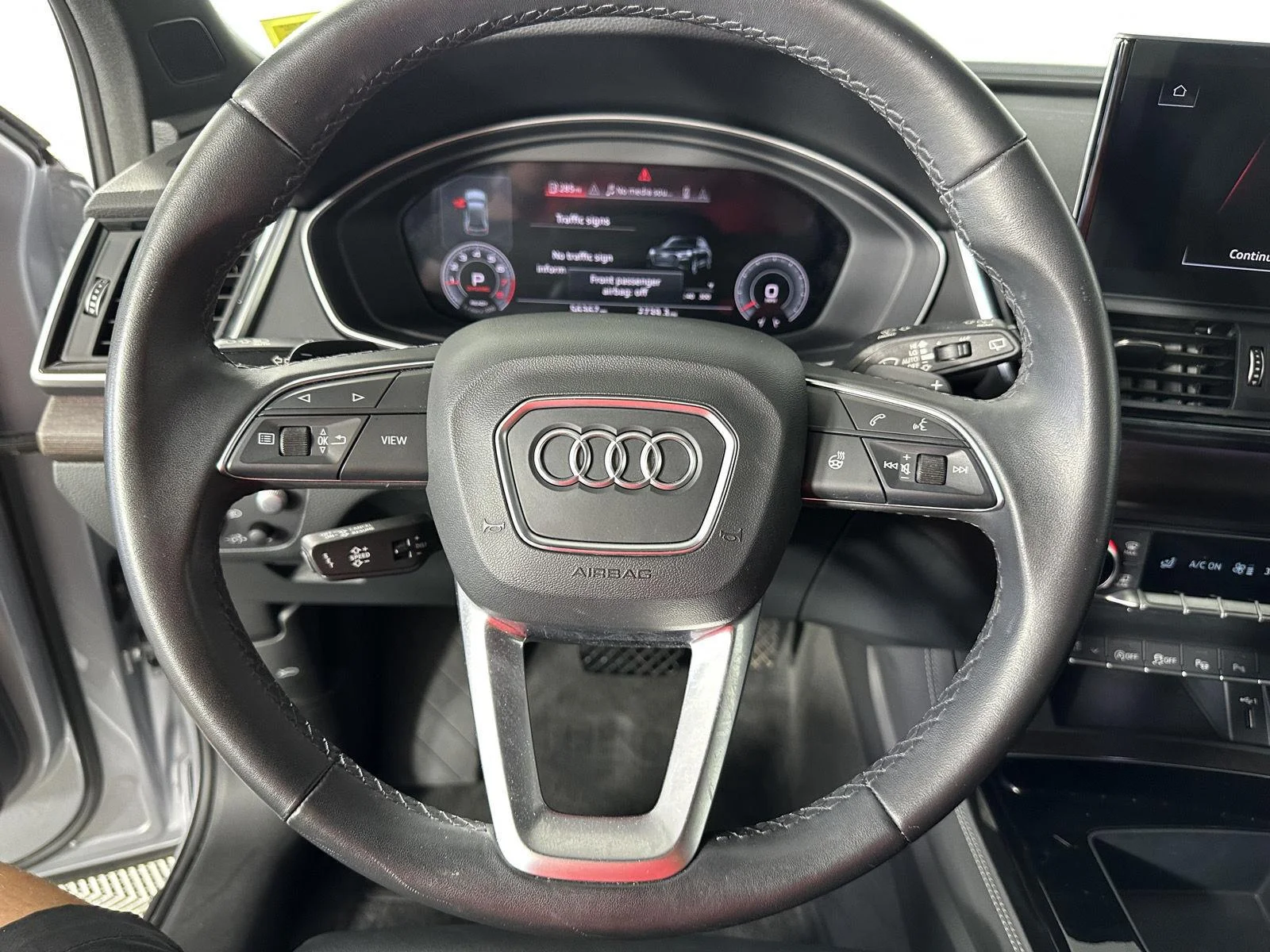 Used 2022 Florett Silver Metallic Audi S line Prestige image 15