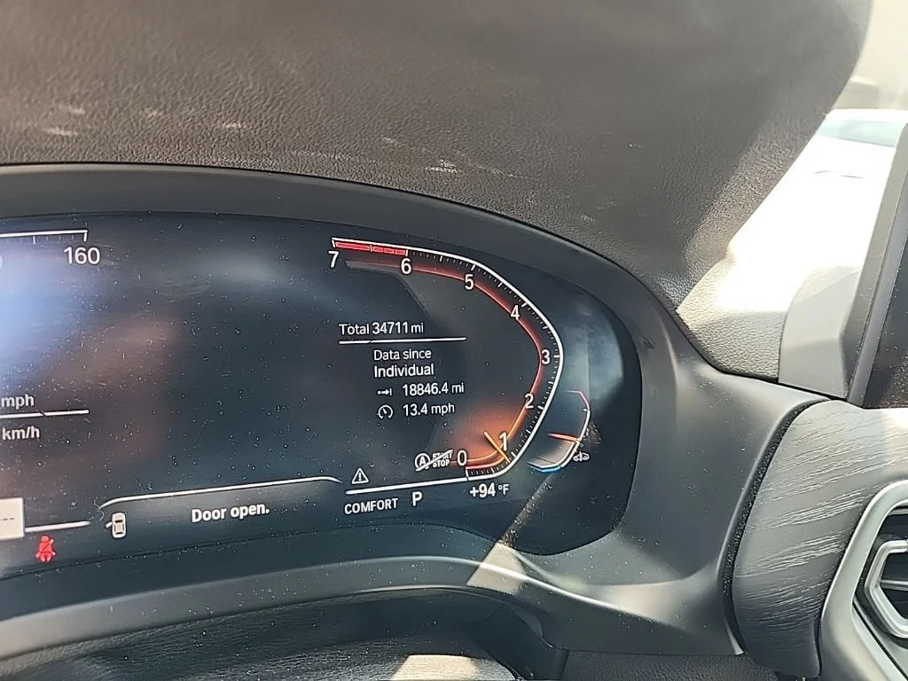 Used 2023 Skyscraper Grey Metallic BMW sDrive30i image 5