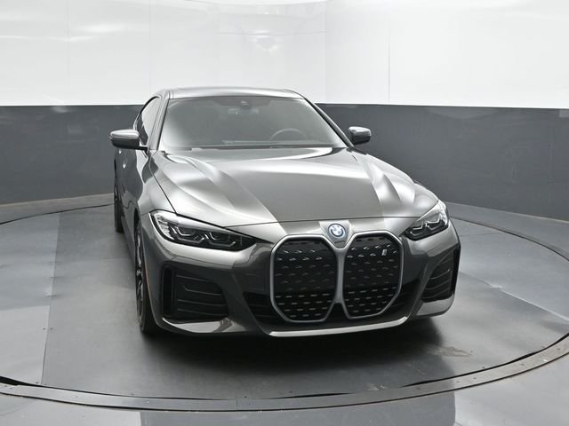 Used 2023 Gray BMW eDrive40 image 17
