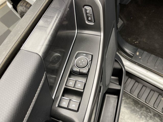 Used 2023 Avalanche Ford XLT image 11
