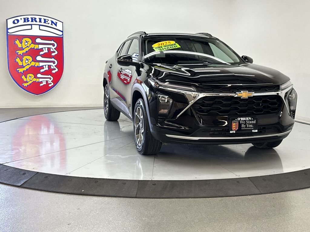 2025 Chevrolet Trax LT's photo