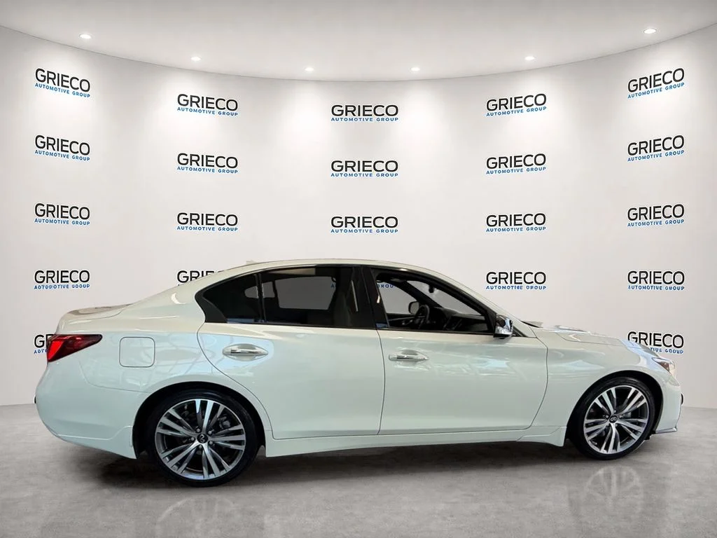 Used 2023 White INFINITI SENSORY image 7
