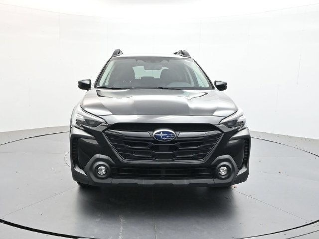 Used 2023 Crystal Black Silica Subaru Onyx Edition image 2