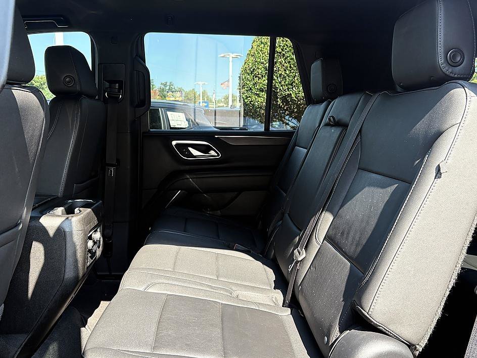 Used 2022 Black Chevrolet Z71 image 10