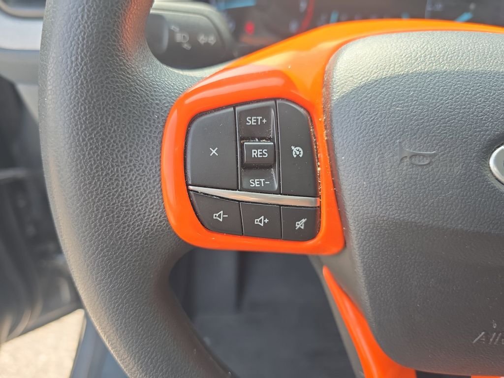 Used 2024 Gray Ford XLT image 21