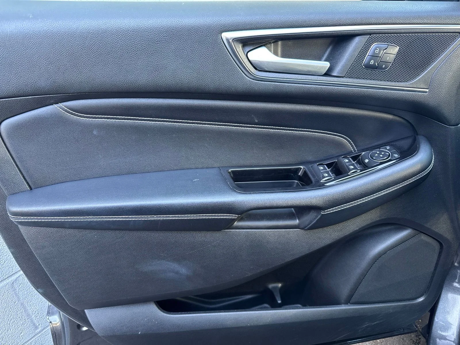 Used 2016 Magnetic Metallic Ford Titanium image 32