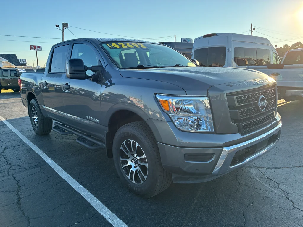 Used 2024 Gun Metallic Nissan SV image 3