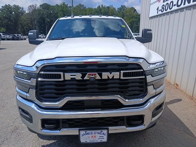 New 2026 Bright White Clear-Coat Exterior Paint RAM Tradesman image 14