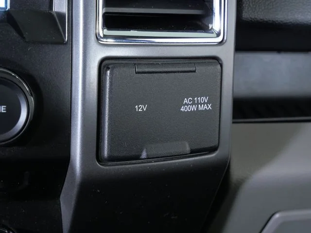 Used 2016 Blue Ford XLT image 28