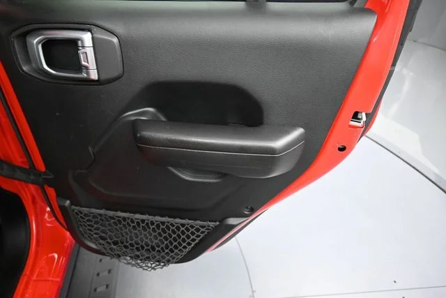 Used 2018 Red Jeep Unlimited Sport S image 12