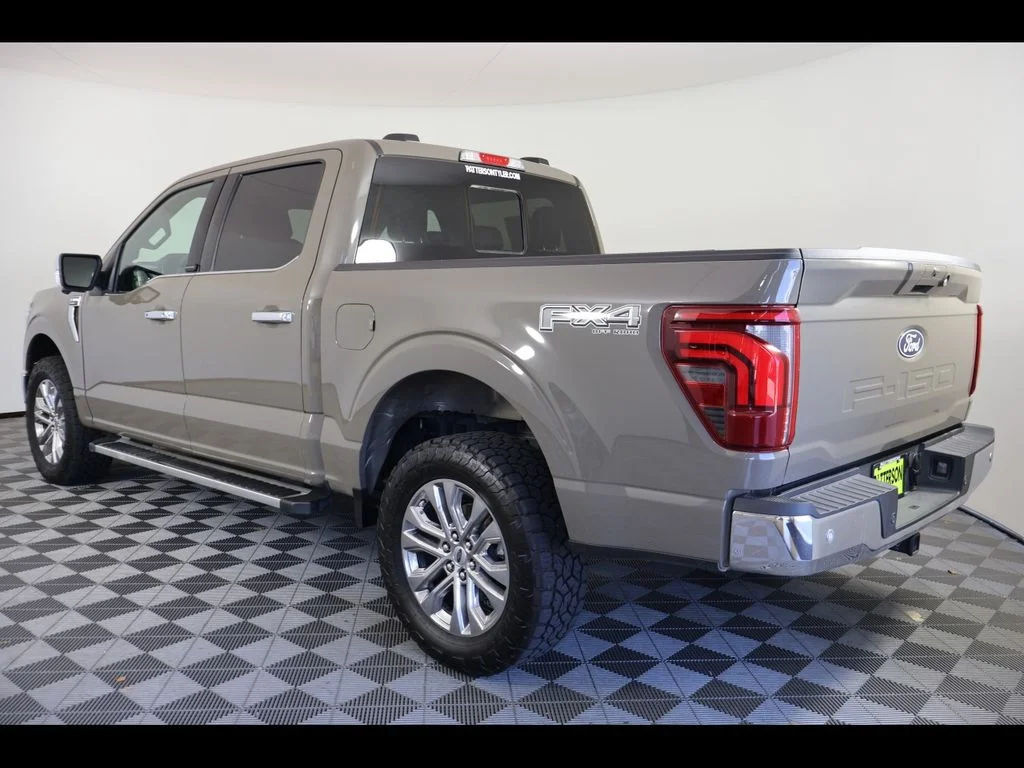 Used 2025 Gray Ford Lariat image 4