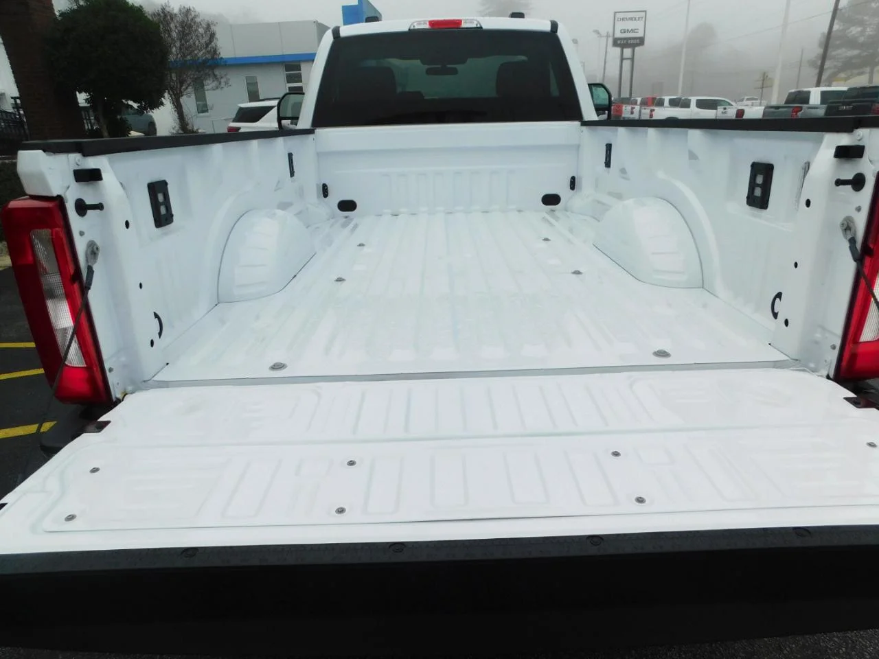 New 2026 Oxford White Ford F-350® XLT image 8