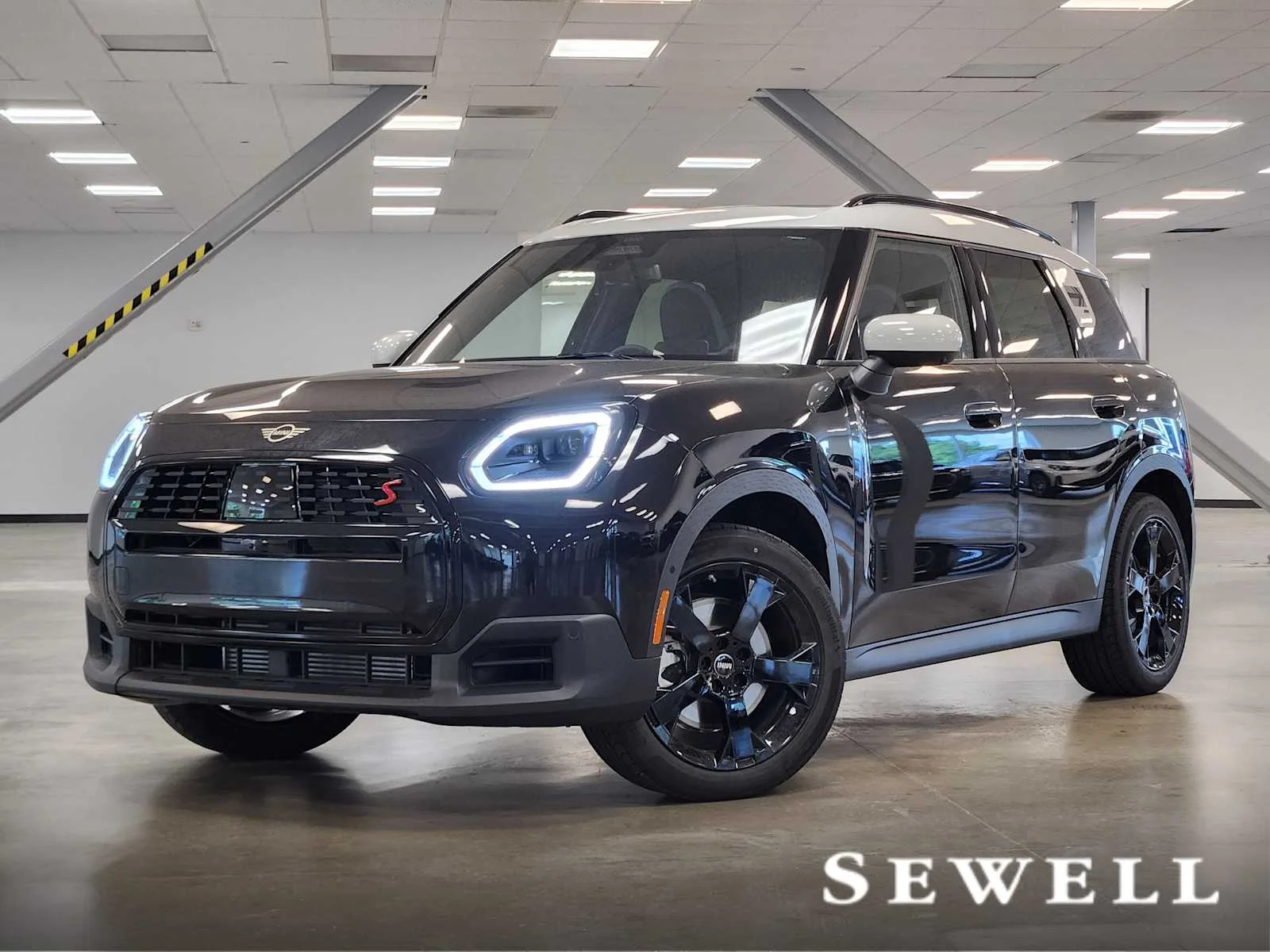 2027 MINI Countryman S ALL4's photo