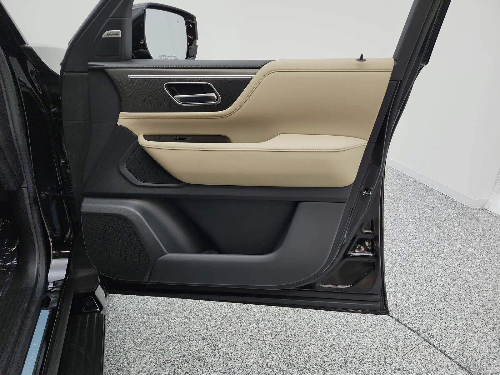 Used 2026 Black Obsidian INFINITI PURE RWD image 19