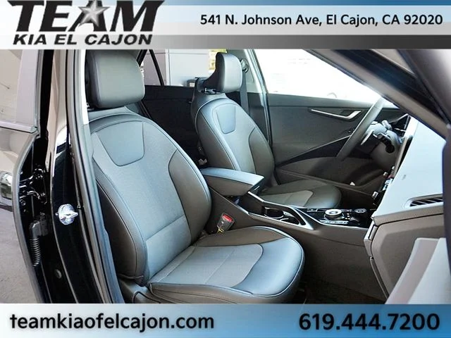 New 2026 Black Kia Wind image 15