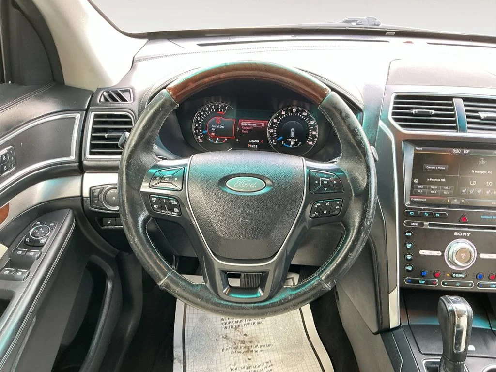 Used 2016 White Ford Platinum image 13