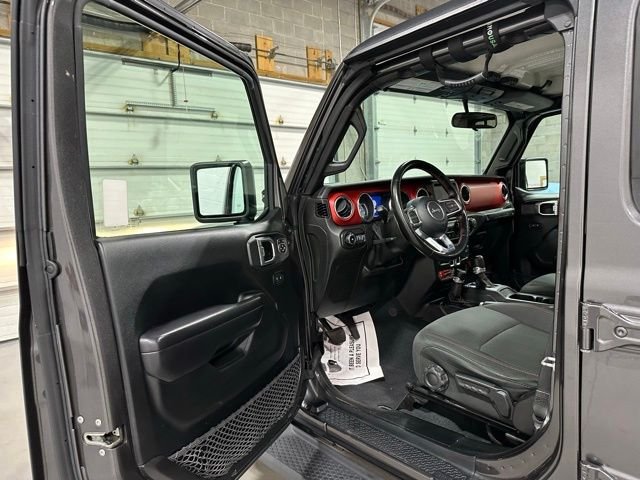 Used 2021 Gray Jeep Unlimited Rubicon image 12