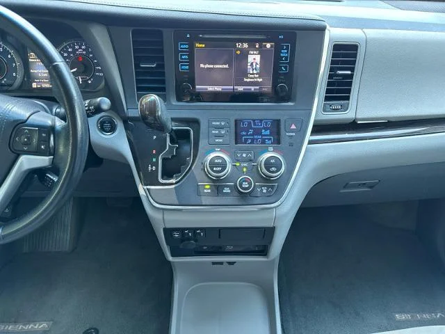 Used 2015 Shoreline Blue Pearl Toyota  image 21