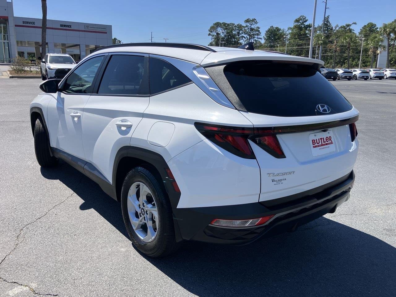 Used 2024 White (Serentiy White Pearl) Hyundai SEL image 3