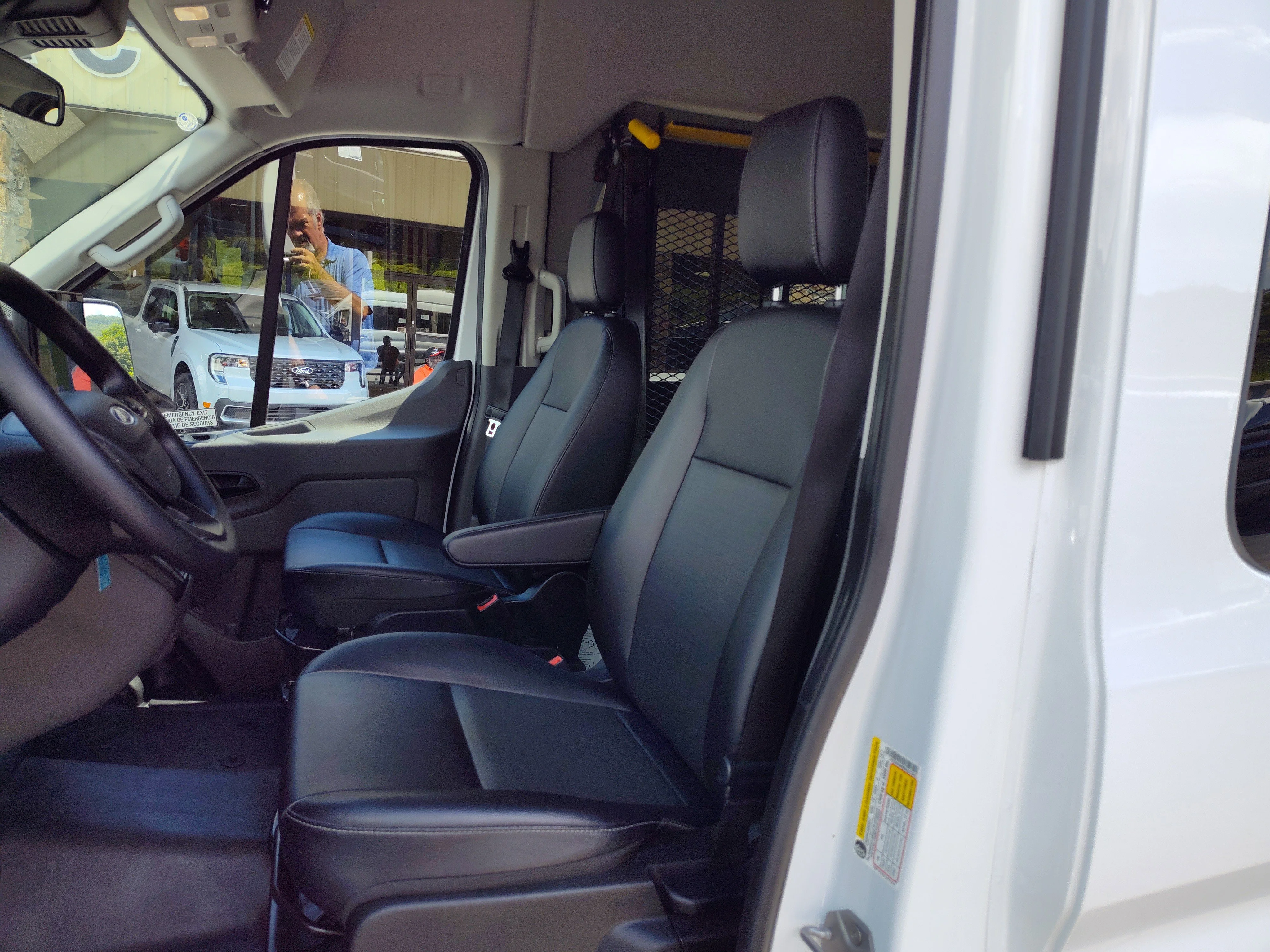 2024 Ford Transit Passenger Van XL - Photo 12