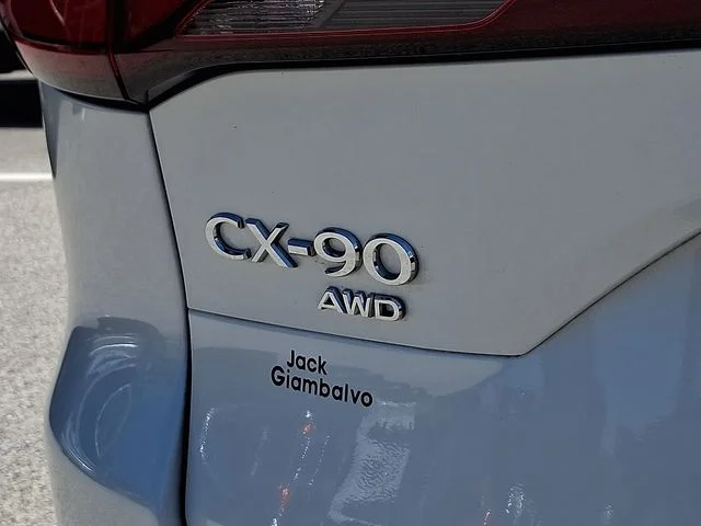 Used 2025 White Mazda Premium image 33