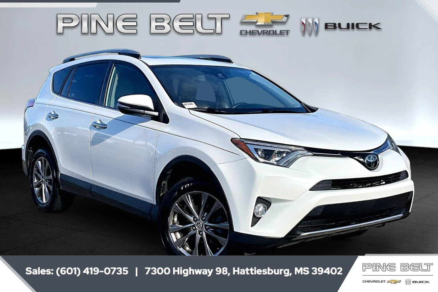 Used 2018 Blizzard Pearl Toyota Limited image 1