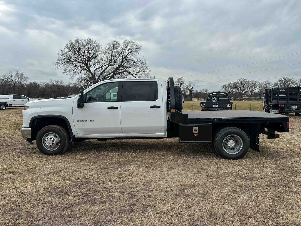 2025 Chevrolet Silverado 3500 HD Work Truck - Photo 9