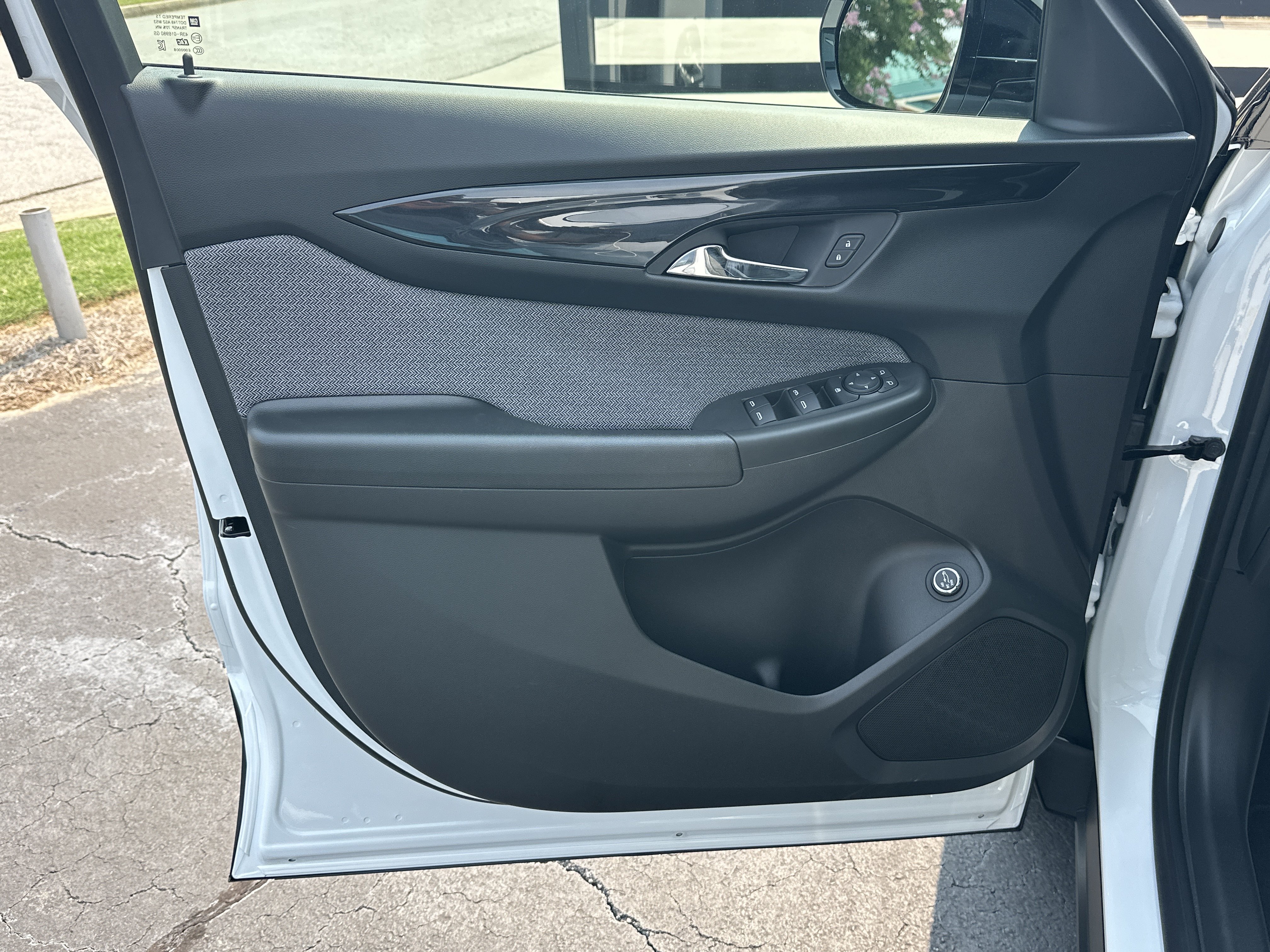 New 2026 Summit White Chevrolet LT image 11