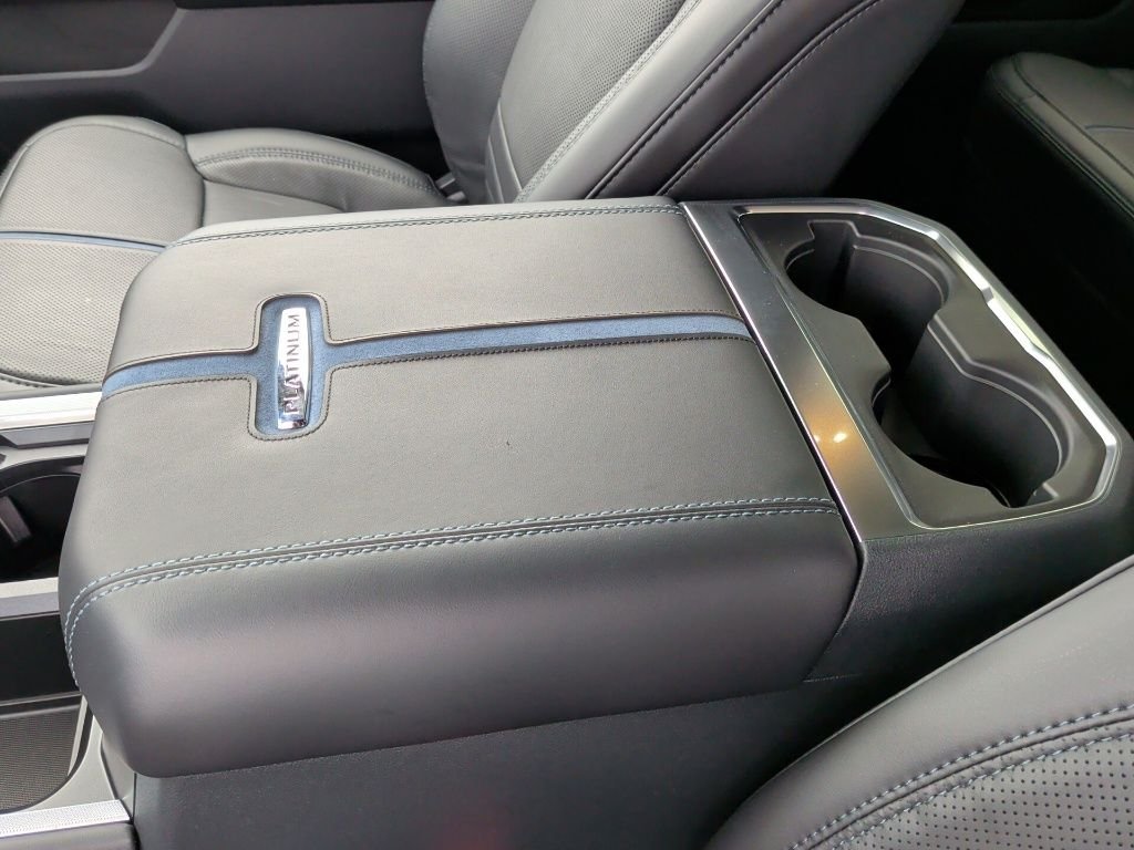 New 2026 Star White Metallic Tri-Coat Ford F-250® Platinum® image 34