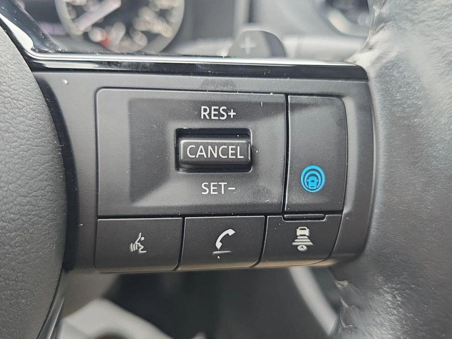 Used 2023 Super Black Nissan SV image 16
