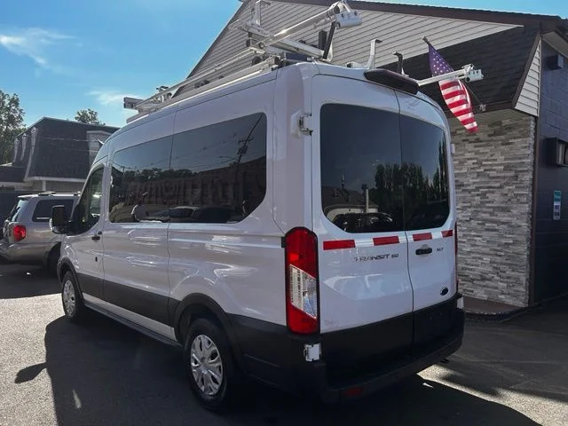 Used 2019 White Ford XLT image 4
