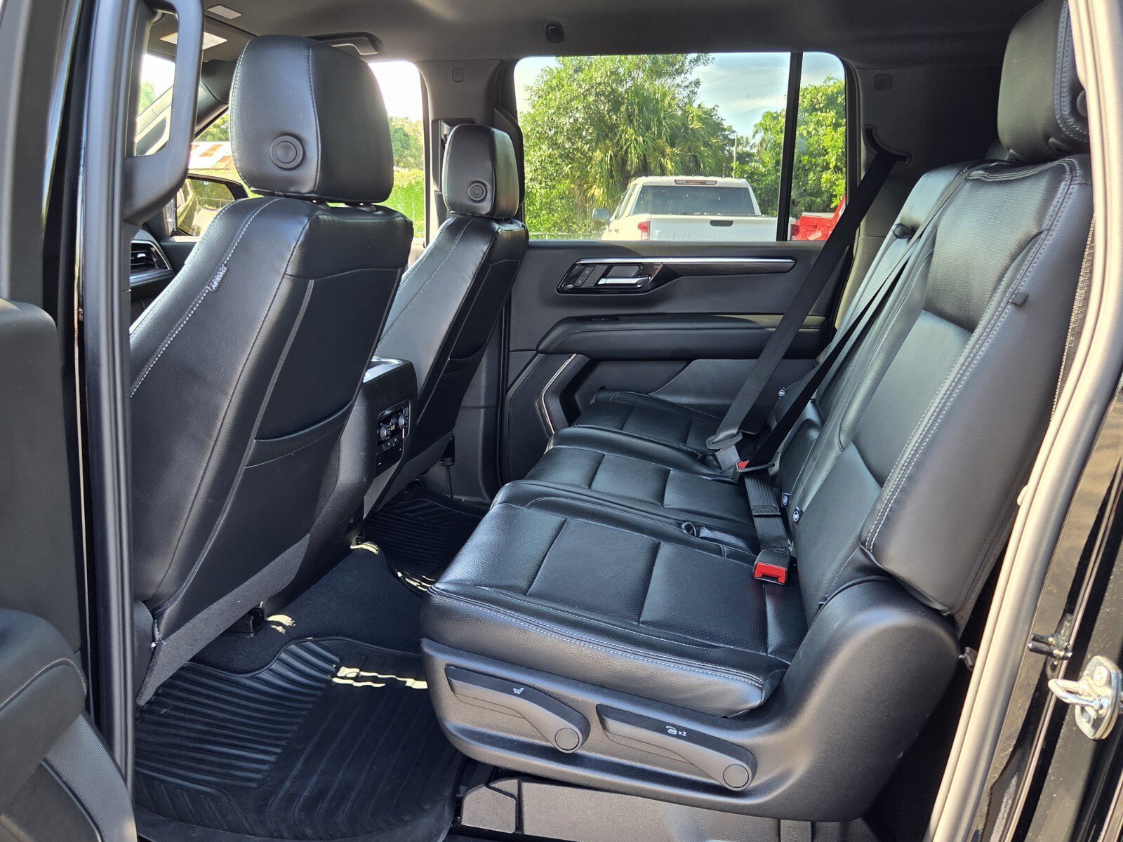 Used 2026 Black Chevrolet LS image 10